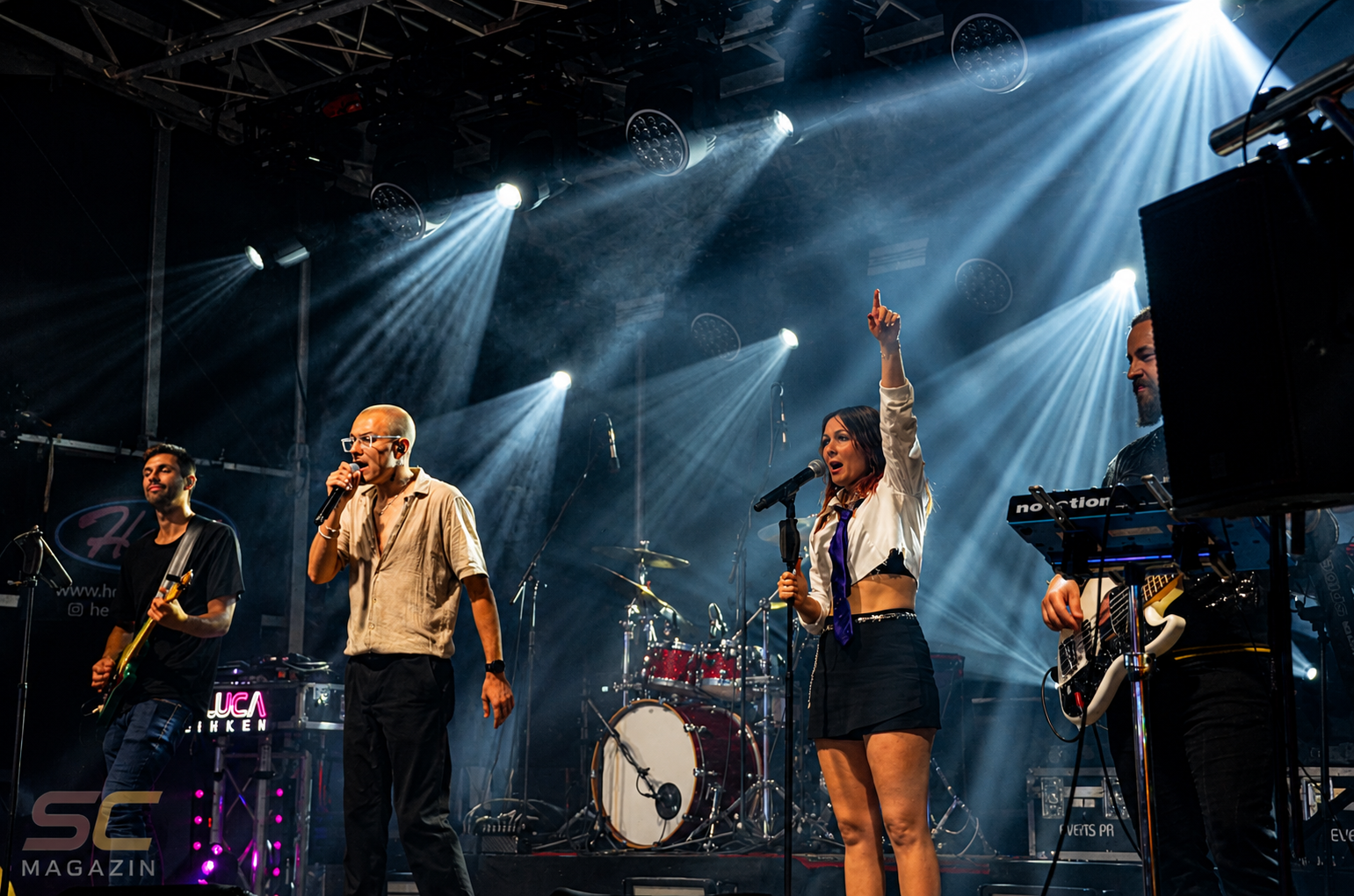 Liveband Heat beim Wittmunder Bürgermarkt