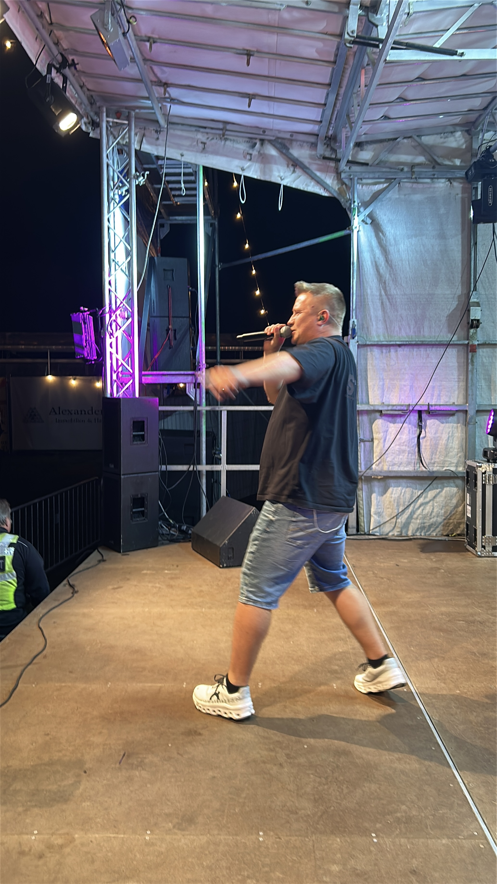 Schürze beim Brenkenhagen Open Air