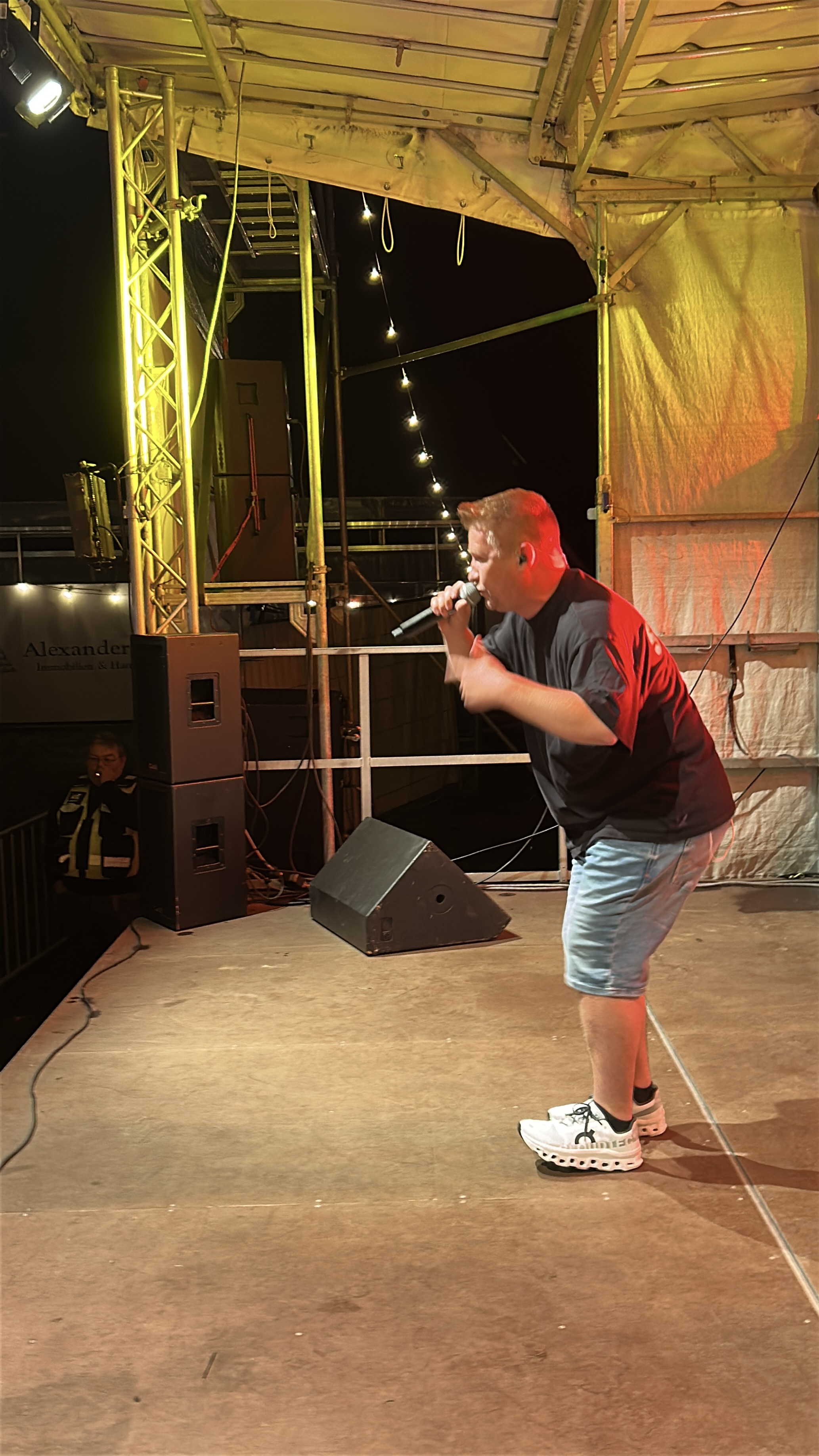 Schürze beim Brenkenhagen Open Air