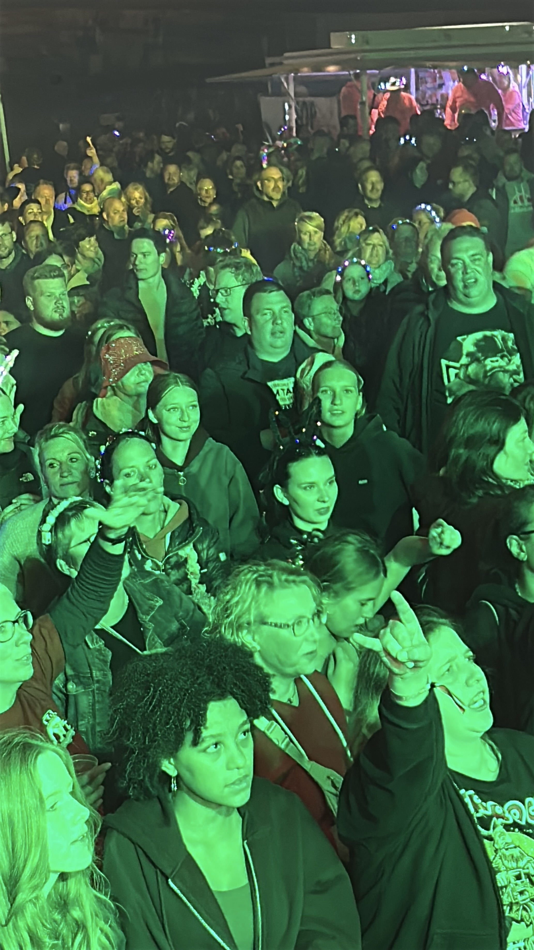 Partystimmung beim Brenkenhagener Open Air