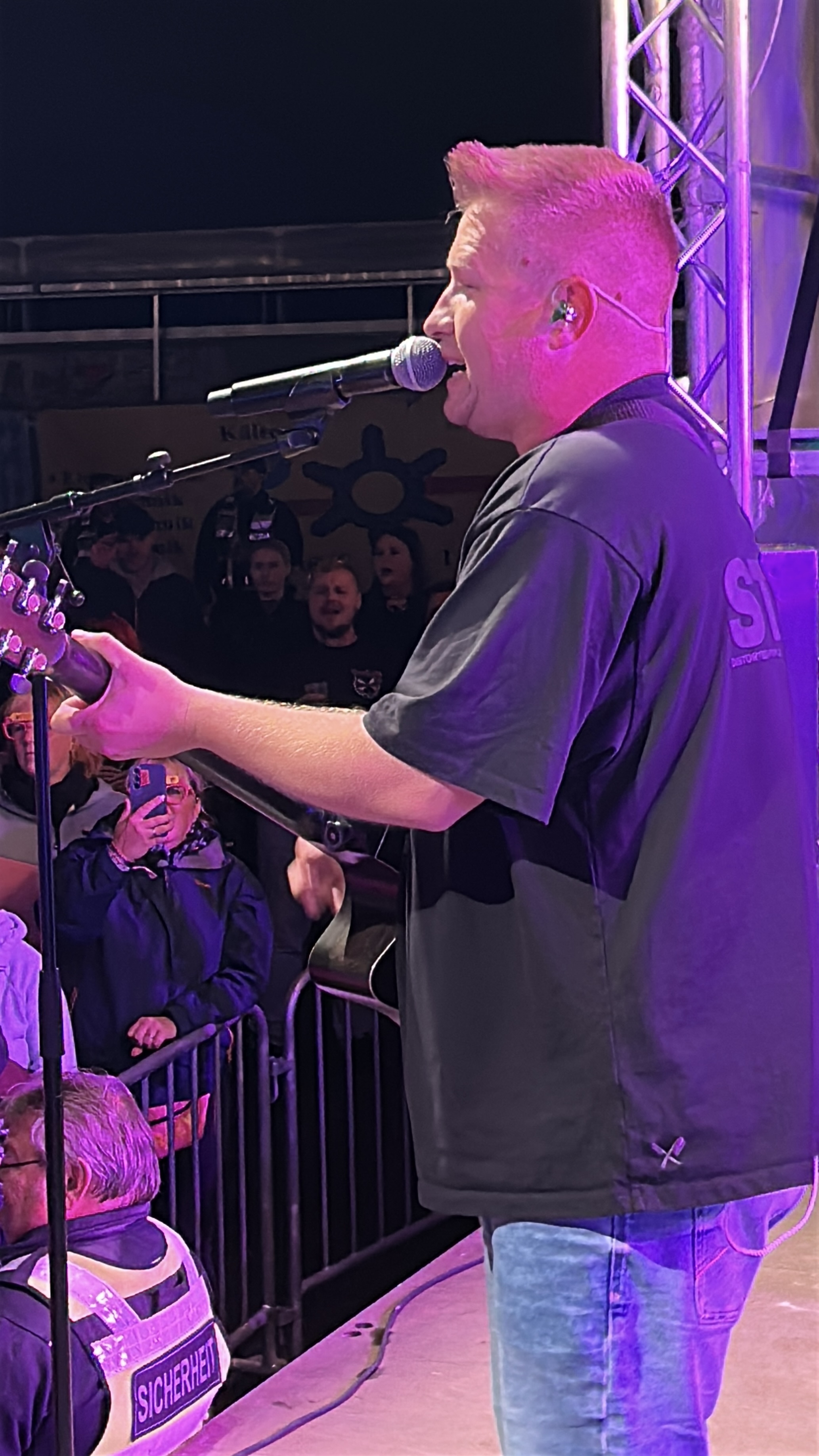 Schürze beim Brenkenhagen Open Air