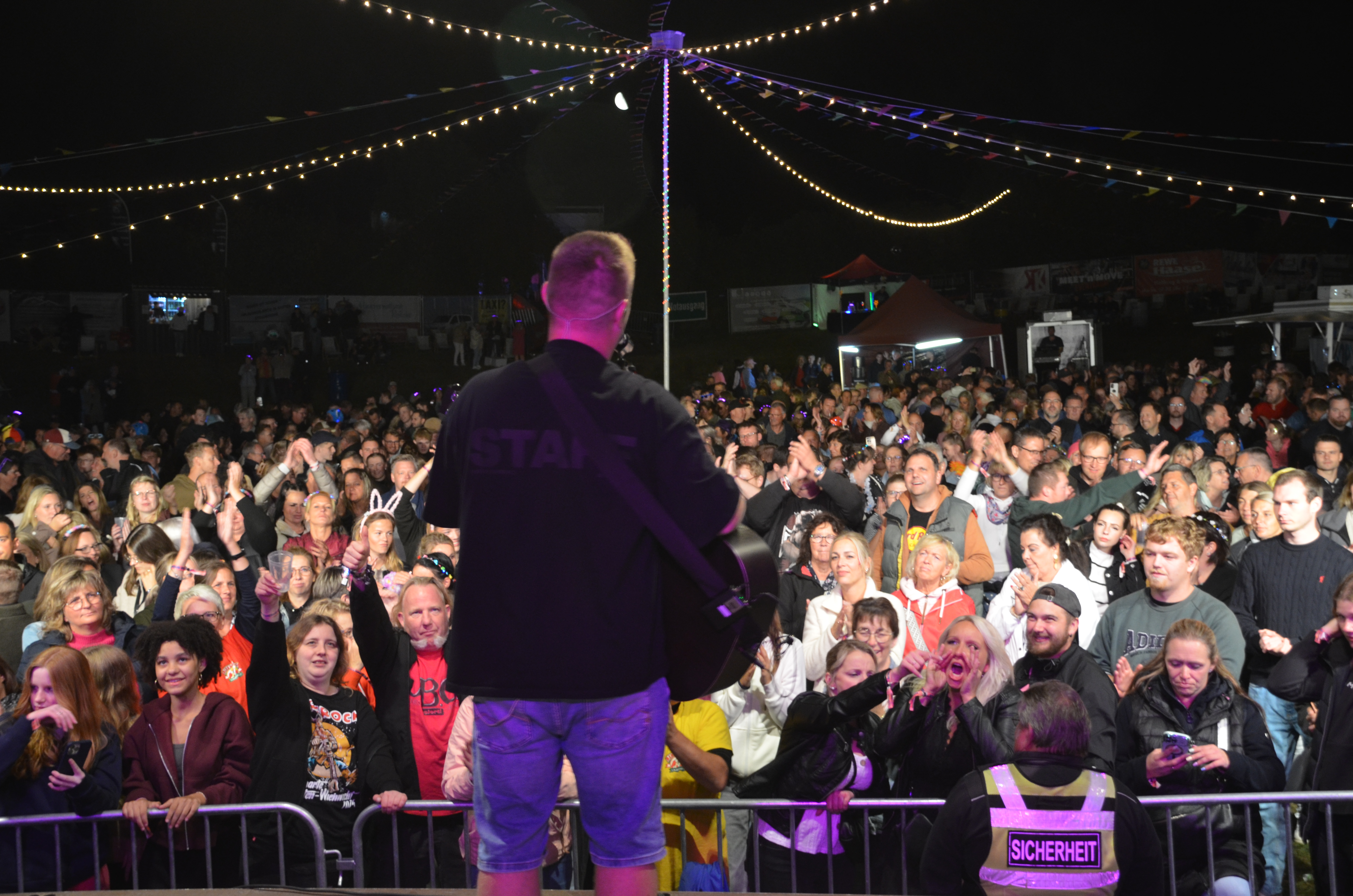 Schürze beim Brenkenhagen Open Air