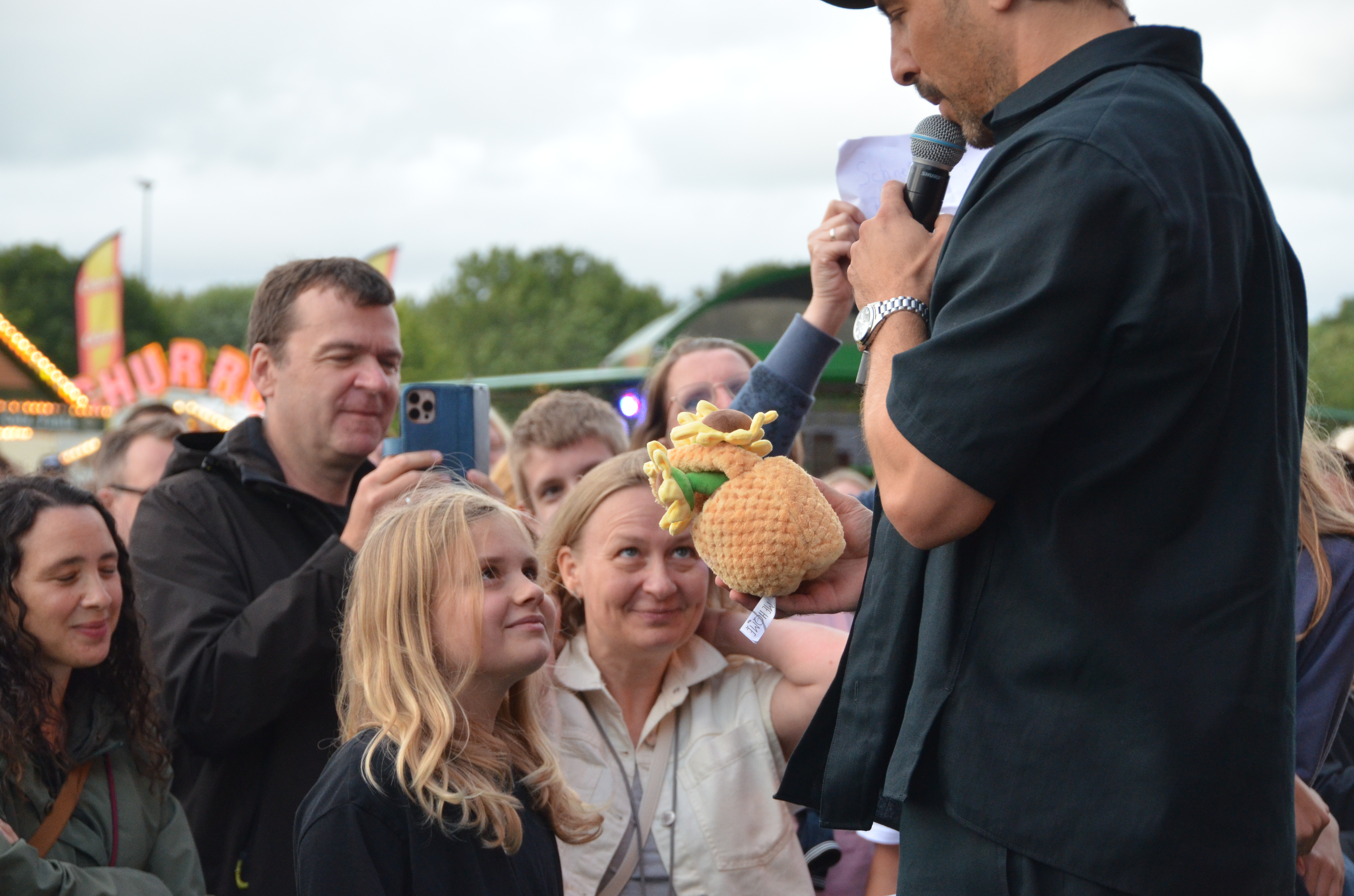 Publikum beim Max Giesinger Open Air in Aurich