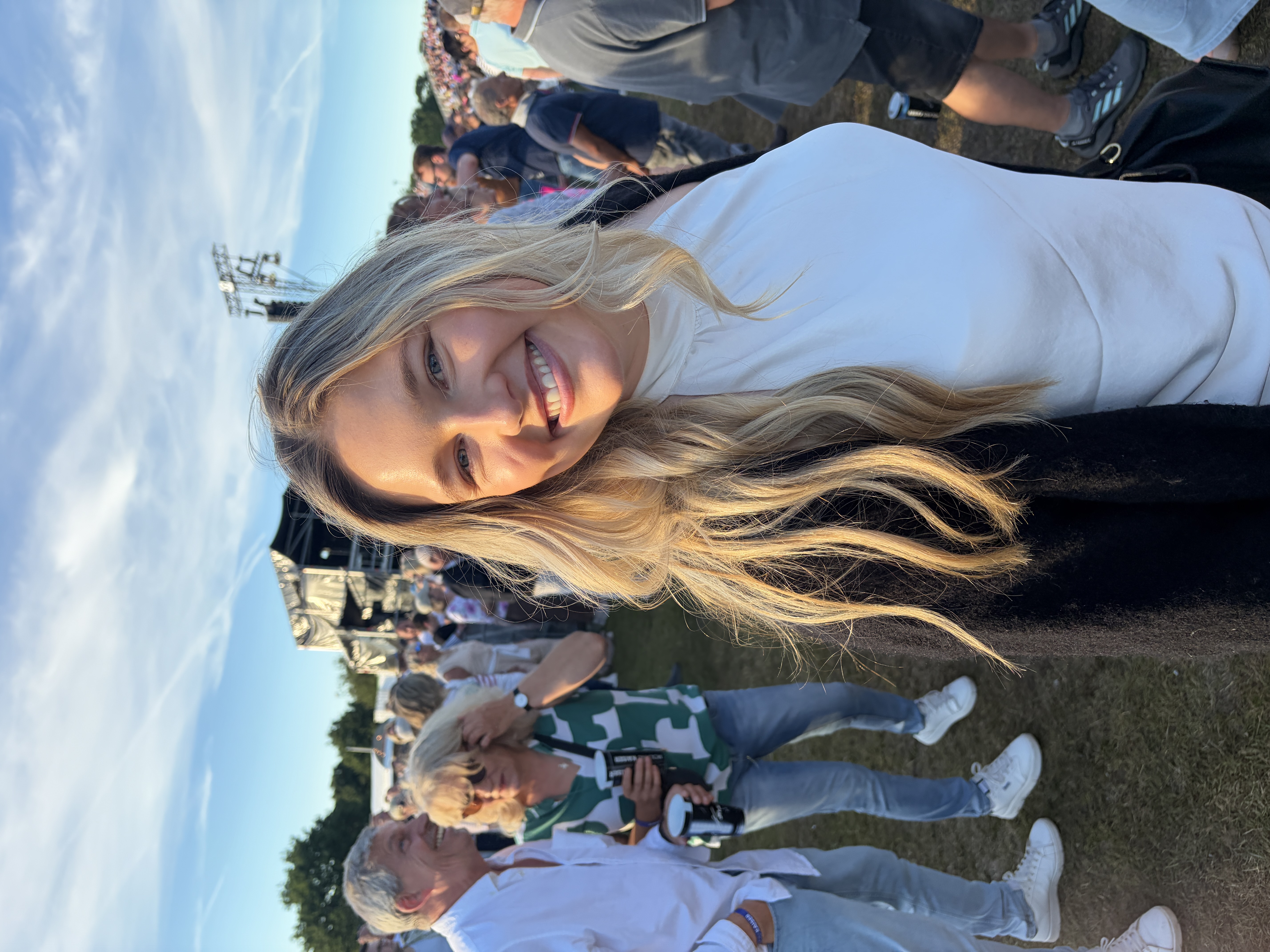 Vanessa Wolters beim Roland Kaiser Open Air in Aurich